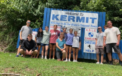 High school students serve Kermit, West Virginia, during mission trip