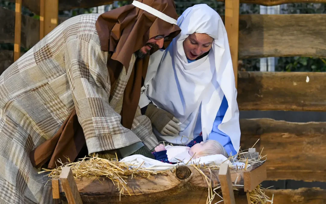 Photos: Live Nativity in downtown Harrisonburg